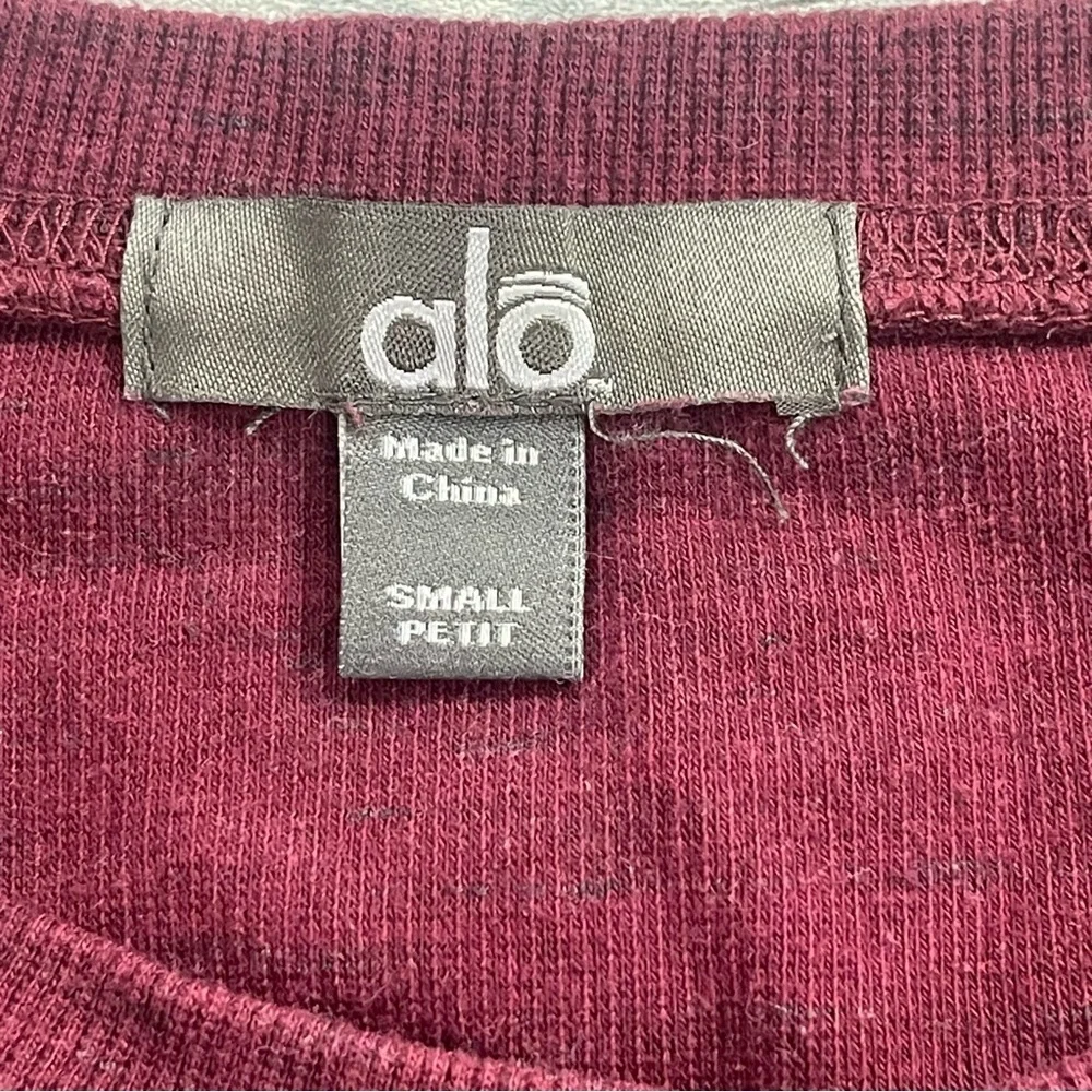 Alo Yoga Two Tone Maroon Pull Over Tunic Top Petite Small